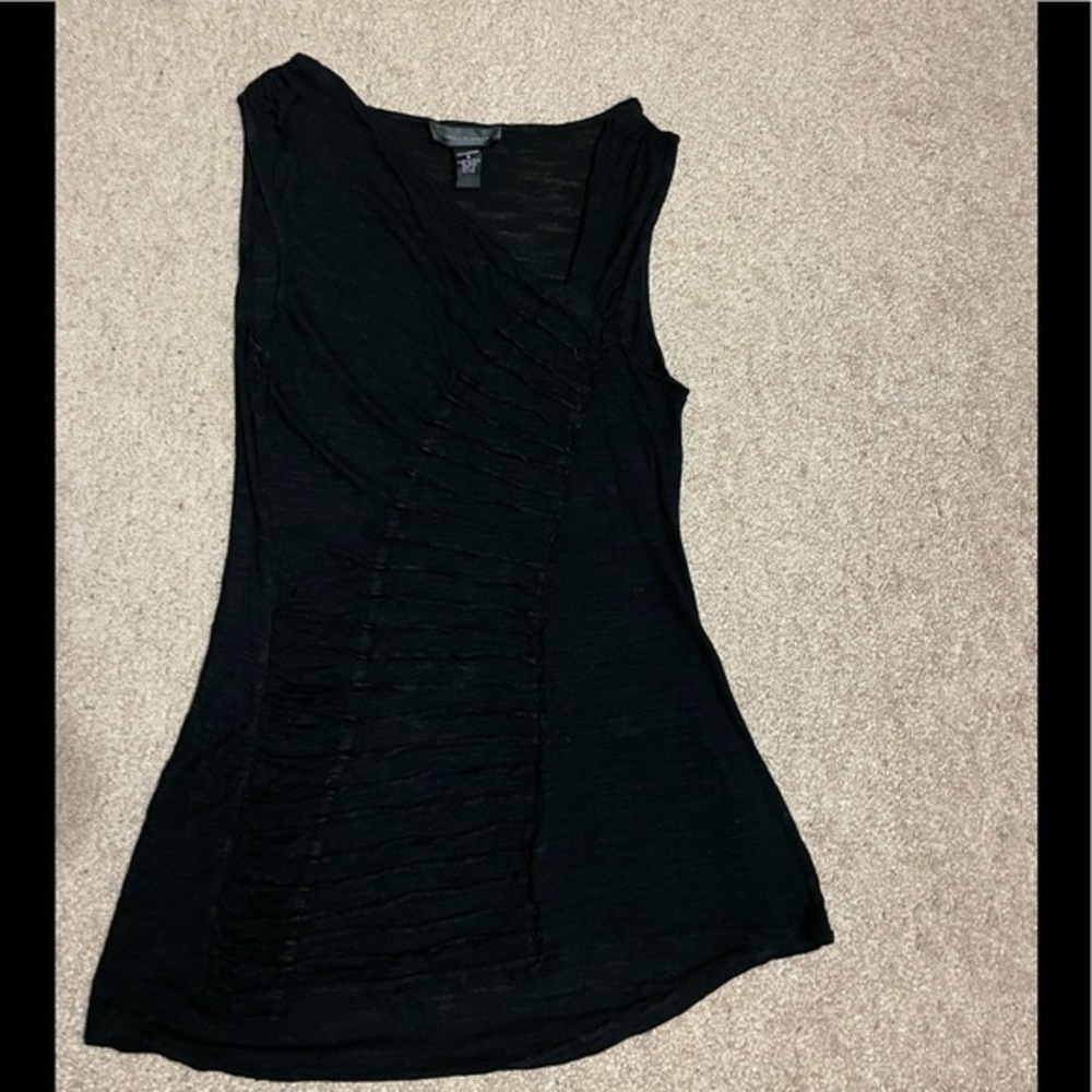 Cable & Gauge black asymmetrical top size Small
